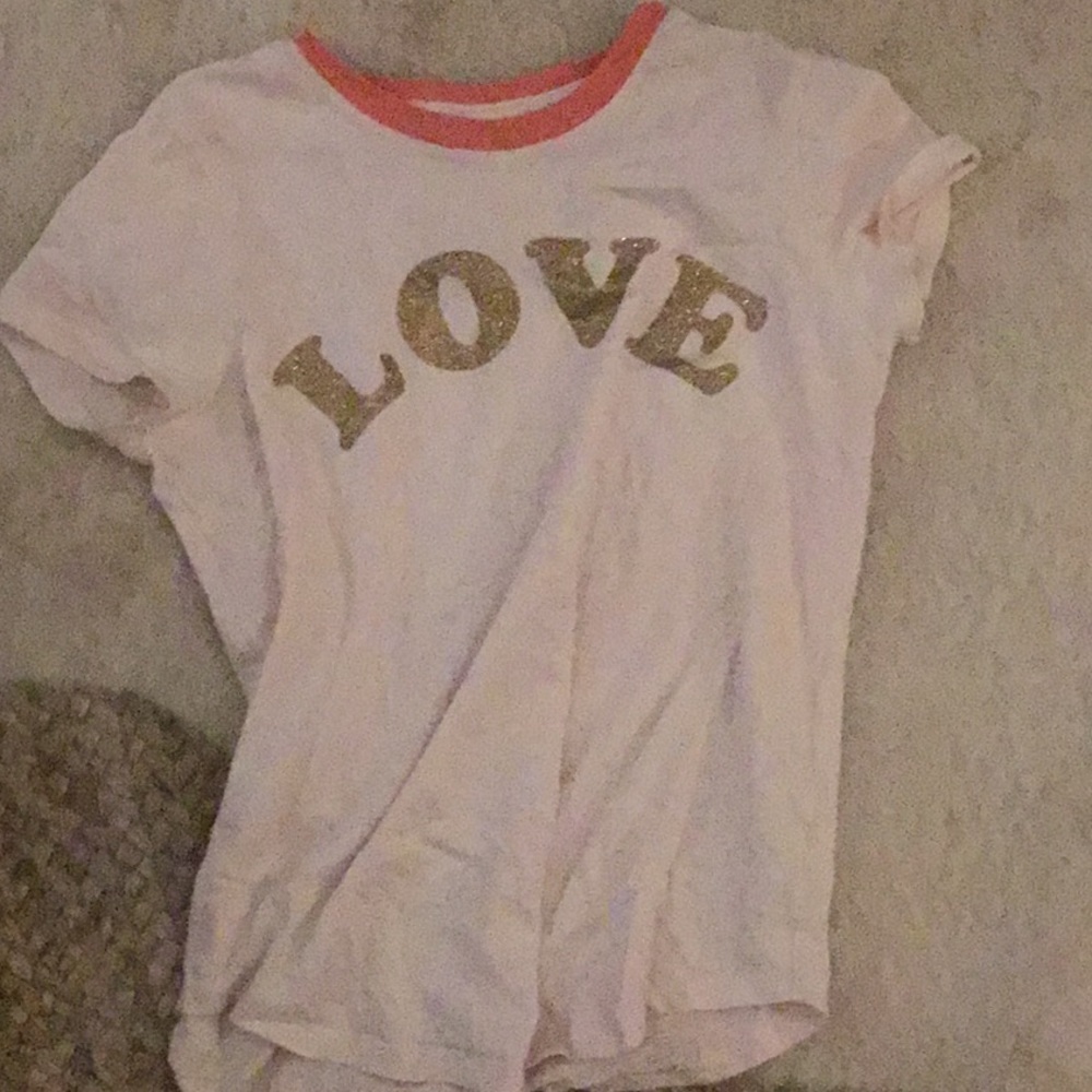 Love pink shirt